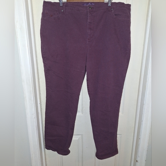 Gloria Vanderbilt Plum Corduroy Pants - Picture 1 of 4